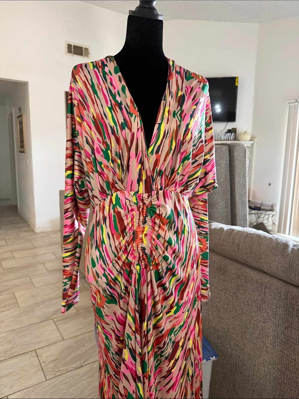 SHEIN Pink Multi-Color V-Neck Gathered Waist Maxi Dress